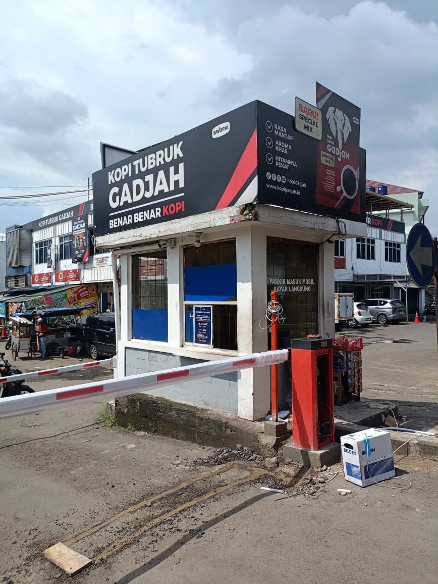 solusi palang parkir otomatis yang adaptif dan inovatif untuk Yogyakarta, Bali, Semarang, dan Makassar